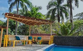 Eco Hostal Manakin Tayrona